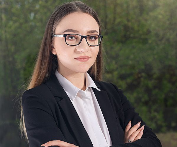 Ioana Roșeanu, Associate Sales Consultant Ivory Residence
