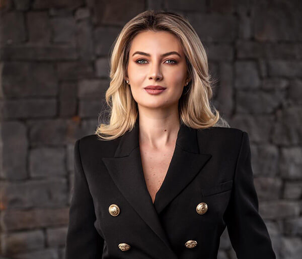 Andreea Comsa, CEO Premier Estate