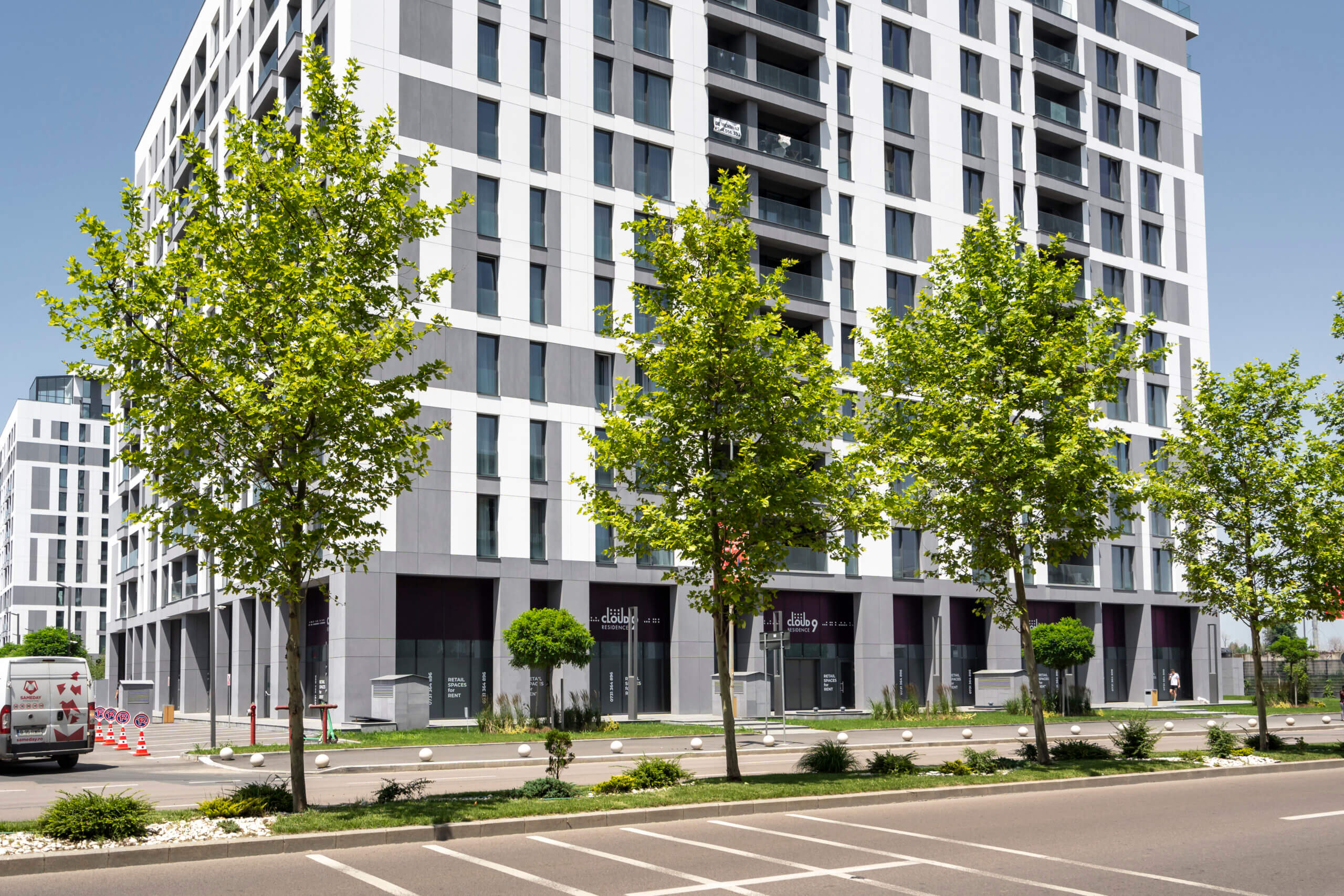 Premier Estate & Imobiliare.ro Analysis Premier Estate